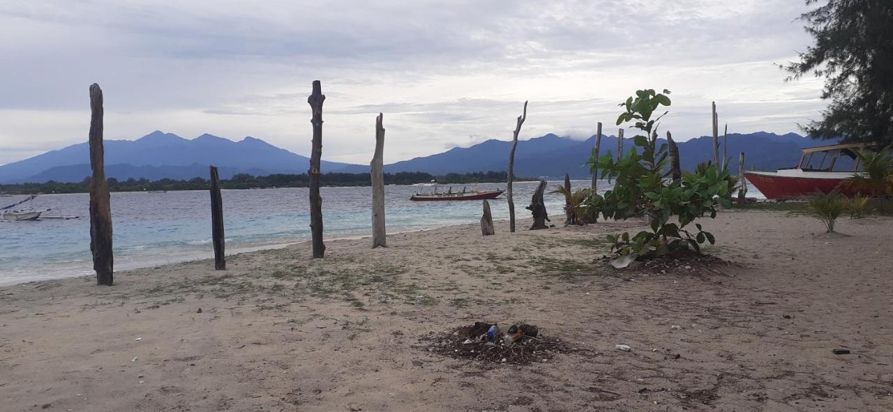 Pitara homestay Gili Trawangan Luaran gambar